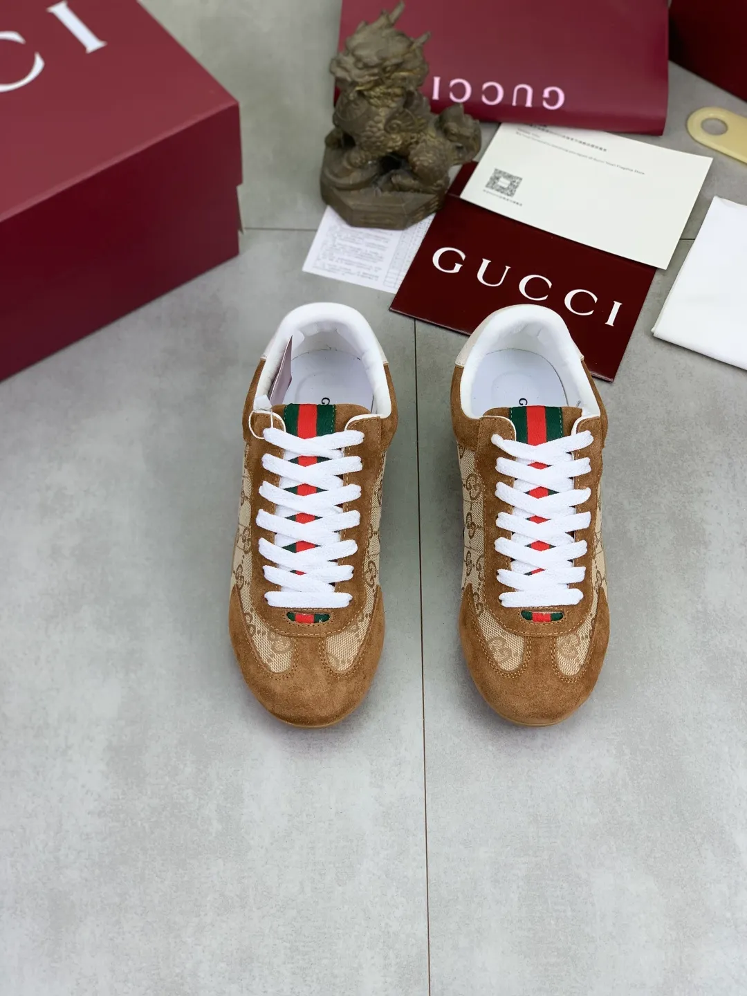 Men's shoes 💰P542 💰[New model] 🆘 The latest model from Gucci's official website 🎁Classic casual and fashionable men's shoes 👟Breaking hot model 💥The style is simple and elegant, exclusive for trendy men. Unique official website's latest brand elements 👑Gucci original decoration, fashionable and generous, the fabric is made of original soft calfskin➕Comfortable soft pigskin lining ✅The official website specifies wear-resistant rubber outsole_full of elasticity, classic model taken in real life🎬Color: 5️⃣colors available😍Number: 35-44